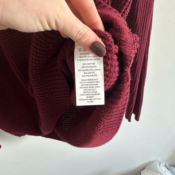 Michael Kors Wine Red Burgundy Turtle Neck Sweater size M - Picture 5 of 5